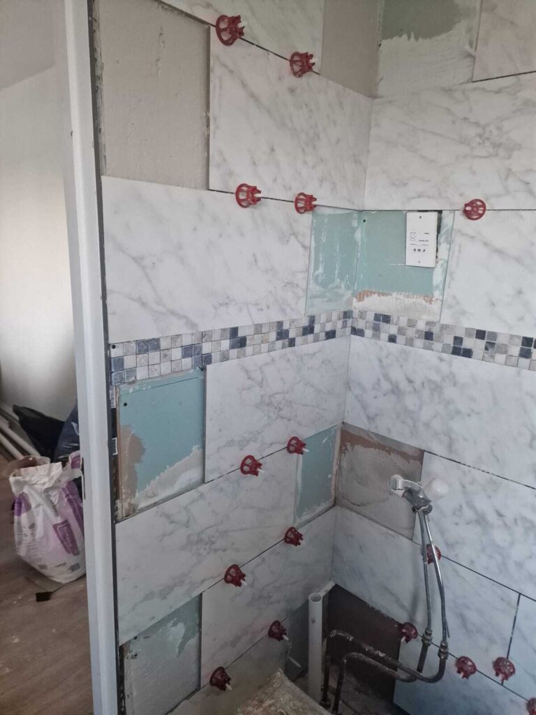 DAT Building Solutions –Professional Painting and Decorating in Essex DAT Building Solutions –Professional Painting and Decorating in Essex